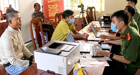 Sáng kiến trong cấp CCCD cho đồng bào dân tộc thiểu số ở Bình Phước