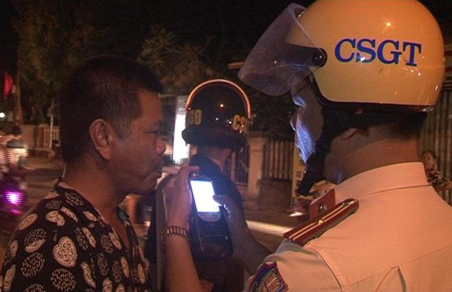 Công an tỉnh Thừa Thiên - Huế xử phạt hàng trăm “ma men” trước thềm Festival
