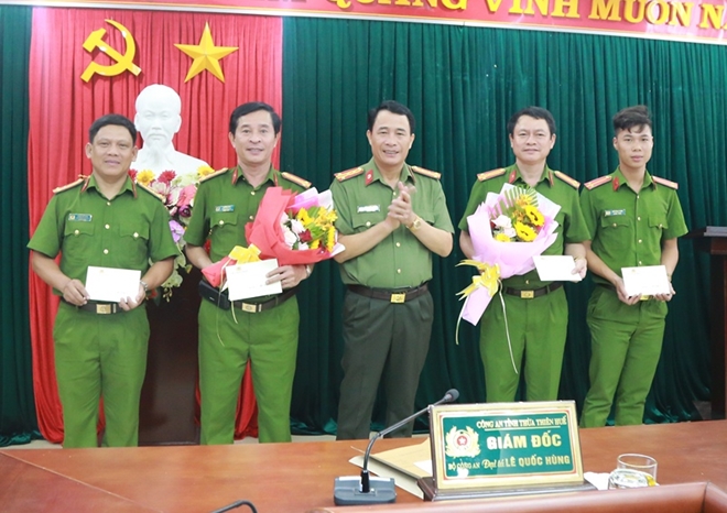 Công an tỉnh Thừa Thiên- Huế khen thưởng các đơn vị phá vụ án giết người