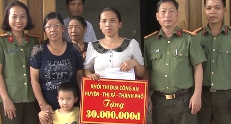 Công an tỉnh Thừa Thiên- Huế hỗ trợ xây nhiều nhà nghĩa tình đồng đội