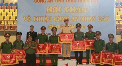 Công an tỉnh Thừa Thiên - Huế khai mạc hội thao võ thuật CAND năm 2019