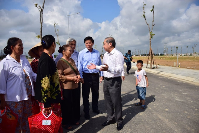 Bí thư tỉnh Thừa Thiên Huế kêu gọi ủng hộ người nghèo trong dự án “di dân lịch sử” - Ảnh minh hoạ 3