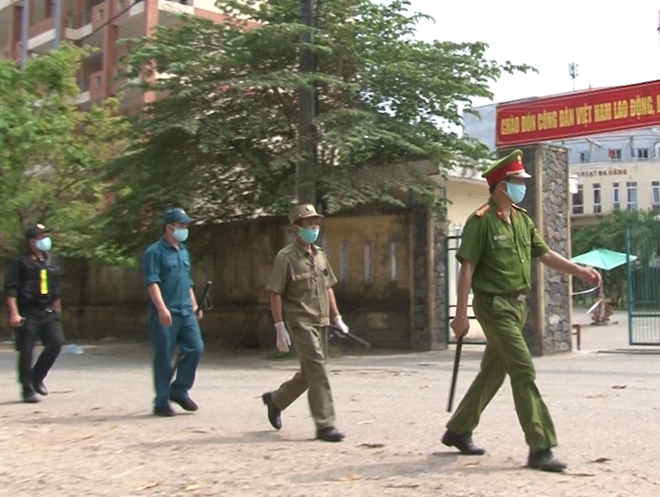 Công an Thừa Thiên Huế tăng cường chốt chặn, kiểm tra phương tiện ra vào tỉnh - Ảnh minh hoạ 8