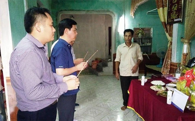 Ngân hàng BIDV Quảng Bình hỗ trợ gần 1 tỷ đồng cho người dân vùng lũ