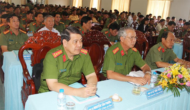 Thứ trưởng Nguyễn Văn Sơn chỉ đạo công tác tại Công an An Giang - Ảnh minh hoạ 5