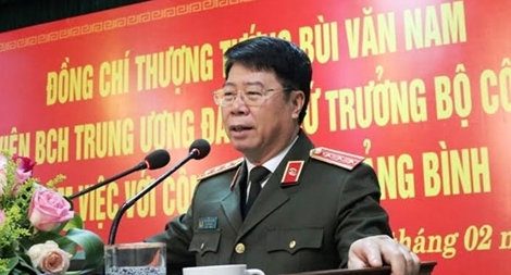 Thứ trưởng Bùi Văn Nam kiểm tra công tác tại Công an Quảng Bình