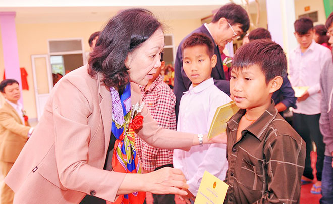 Khánh thành công trình nội trú cho học sinh Con Cuông