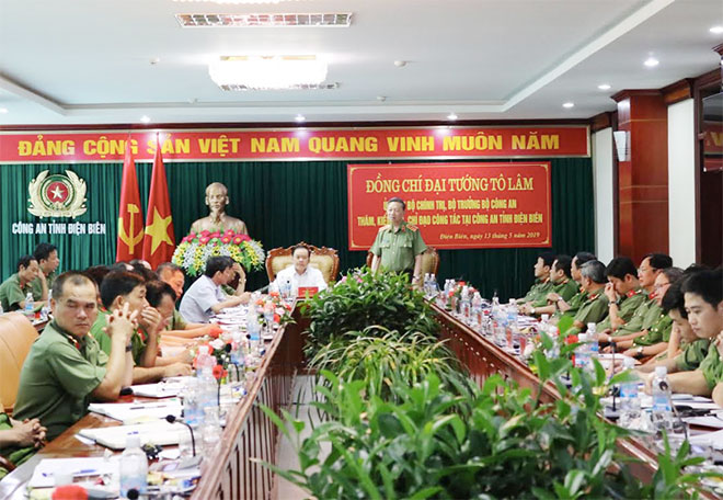 Đại tướng Tô Lâm thăm và làm việc tại Công an tỉnh Điện Biên