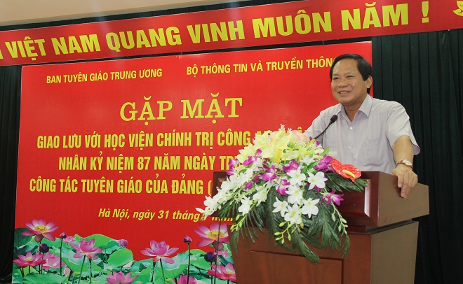 Đồng chí Trương Minh Tuấn thăm Học viện Chính trị CAND