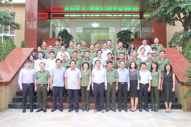 Đồng chí Trương Minh Tuấn thăm Học viện Chính trị CAND - Ảnh minh hoạ 5