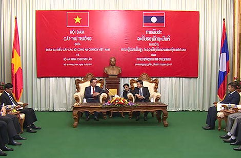 Hội đàm cấp cao Bộ Công an Việt Nam và Bộ An ninh Lào
