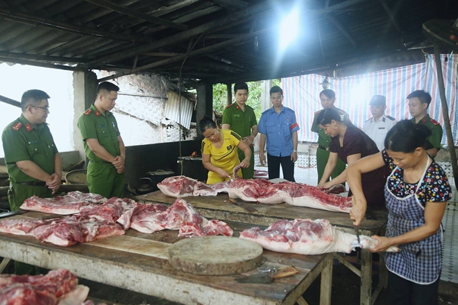 Học viện CSND đồng hành cùng  nông dân tiêu thụ lợn - Ảnh minh hoạ 4