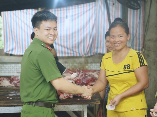 Học viện CSND đồng hành cùng  nông dân tiêu thụ lợn - Ảnh minh hoạ 5