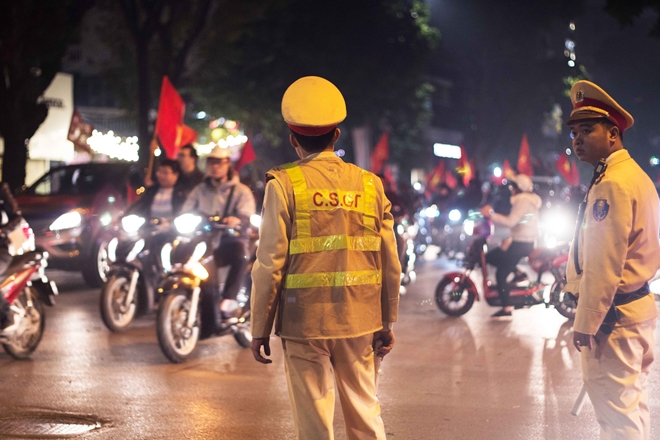 Cảnh sát trắng đêm chống đua xe sau chiến thắng của U23 Việt Nam - Ảnh minh hoạ 18