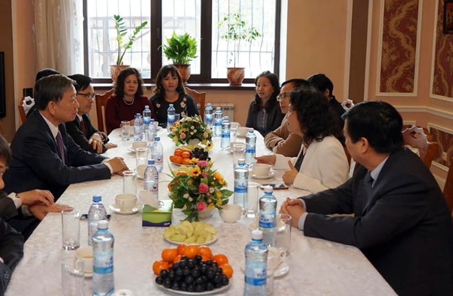 Bộ trưởng Tô Lâm thăm Đại sứ quán Việt Nam tại Kazakhstan - Ảnh minh hoạ 2