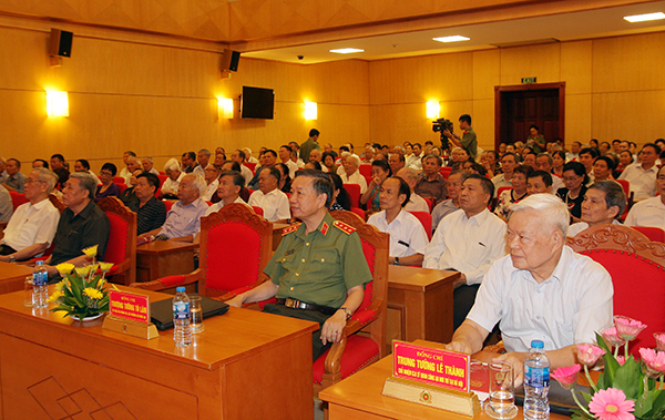 Bộ trưởng Tô Lâm gặp mặt hội viên CLB Sỹ quan Công an hưu trí - Ảnh minh hoạ 2