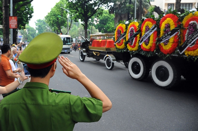 Công an Hà Nội đảm bảo an ninh lễ tiễn đưa Chủ tịch nước về với đất Mẹ - Ảnh minh hoạ 11