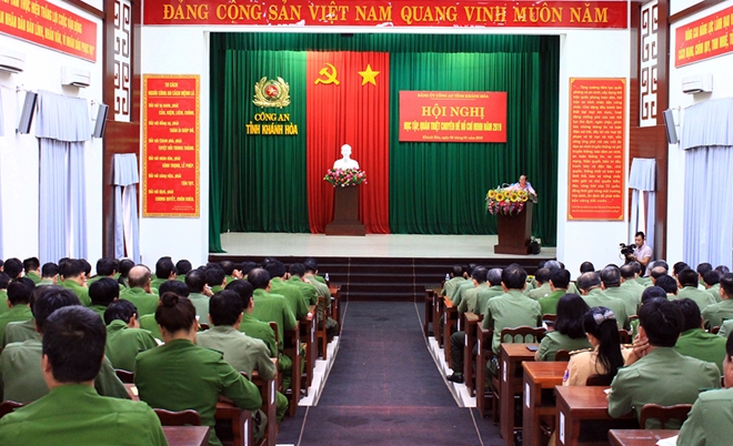 Tổ chức hội nghị học tập chuyên đề Hồ Chí Minh năm 2019