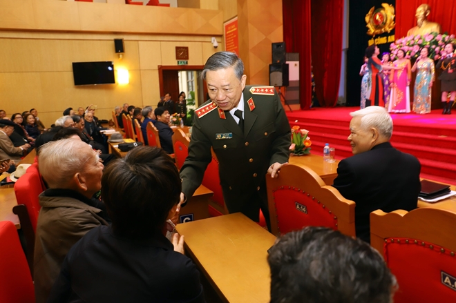 Bộ trưởng Tô Lâm dự gặp mặt đầu xuân CLB sỹ quan Công an hưu trí - Ảnh minh hoạ 5
