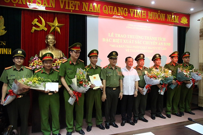 Trao thưởng 234 triệu cho Công an TP.Vinh và các đơn vị liên quan - Ảnh minh hoạ 2