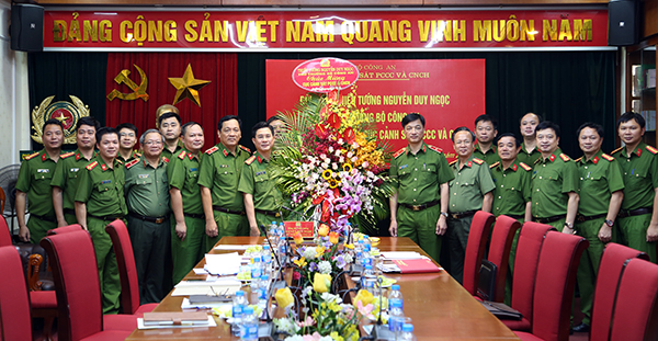 Thứ trưởng Nguyễn Duy Ngọc làm việc với Cục Cảnh sát PCCC và CNCH - Ảnh minh hoạ 2