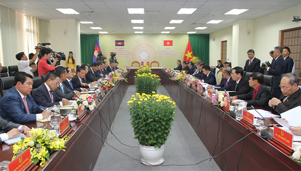 Bộ Công an Việt Nam và Bộ Nội vụ Vương quốc Campuchia ký kết hợp tác năm 2020 - Ảnh minh hoạ 3