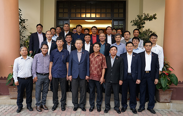 Bộ trưởng Tô Lâm thăm Đại sứ quán Việt Nam tại Malaysia - Ảnh minh hoạ 2