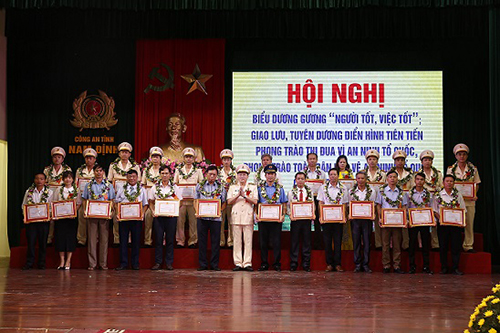 Nâng cao hiệu quả các phong trào thi đua tại Công an tỉnh Nam Định - Ảnh minh hoạ 3
