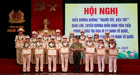 Nâng cao hiệu quả các phong trào thi đua tại Công an tỉnh Nam Định