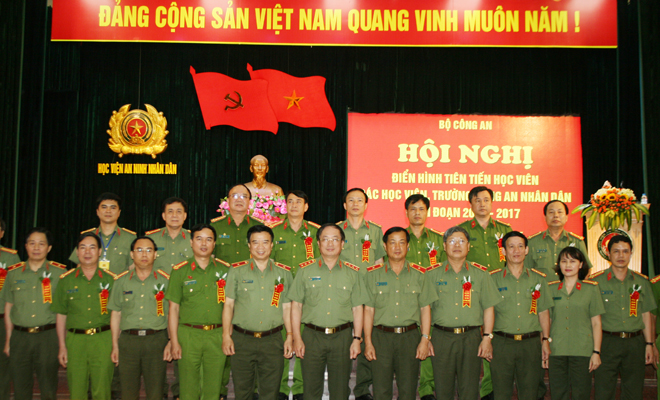 Tôn vinh 105 điển hình tiên tiến trong các học viện, trường CAND - Ảnh minh hoạ 2