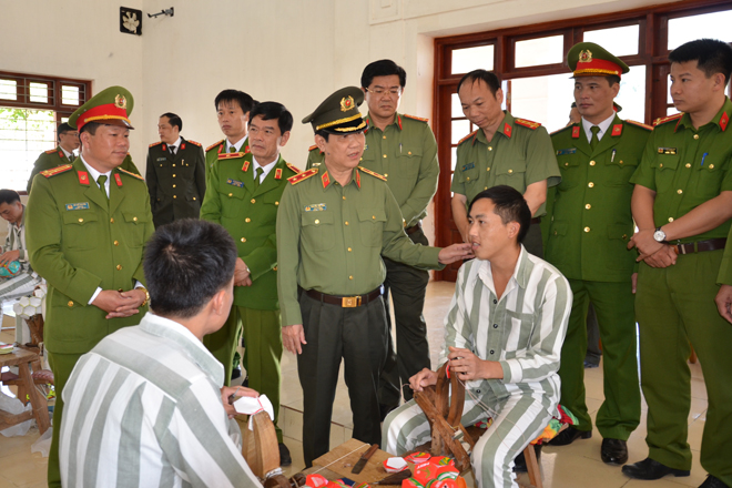 Thứ trưởng Nguyễn Văn Sơn thăm, kiểm tra công tác tại Công an tỉnh Điện Biên - Ảnh minh hoạ 5
