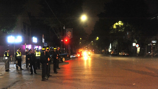 Cảnh sát trắng đêm chống đua xe sau chiến thắng của U23 Việt Nam - Ảnh minh hoạ 21