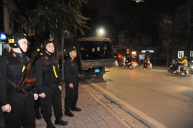Cảnh sát trắng đêm chống đua xe sau chiến thắng của U23 Việt Nam - Ảnh minh hoạ 20