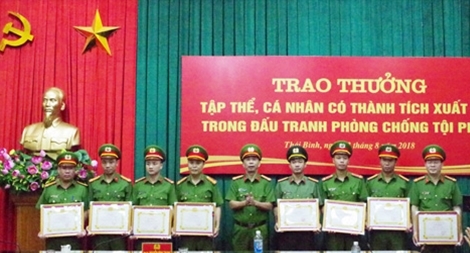 Nhiều tập thể, cá nhân Công an tỉnh Thái Bình được khen thưởng