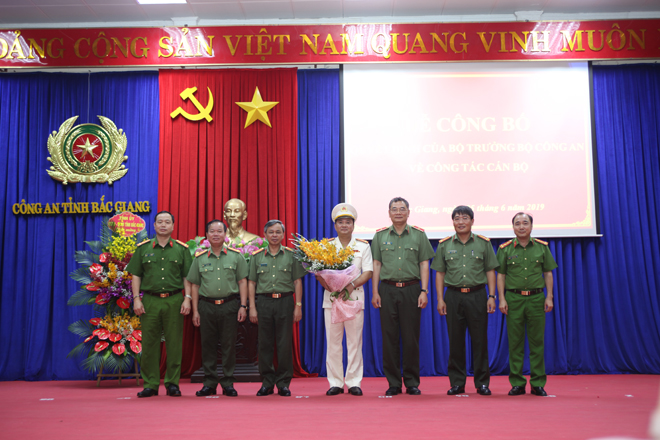 Công bố quyết định bổ nhiệm chức vụ Phó giám đốc Công an tỉnh Bắc Giang