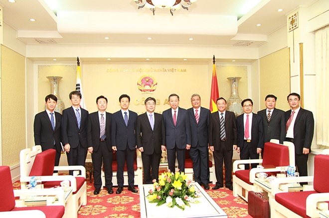 Bộ trưởng Tô Lâm tiếp Phó Tư lệnh Cơ quan CSQG Hàn Quốc - Ảnh minh hoạ 3