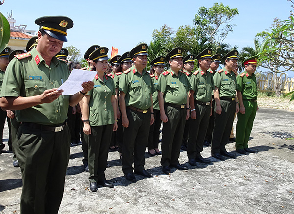 Nhiều hoạt động tình nghĩa tại đảo Lý Sơn - Ảnh minh hoạ 2