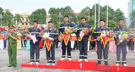Khai mạc Hội thi thể thao nghiệp vụ cứu nạn cứu hộ Cụm Thi đua số 7