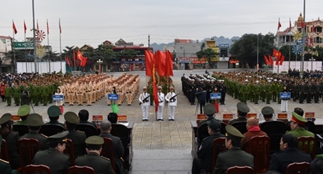 Công an tỉnh Ninh Bình ra quân đảm bảo ANTT Tết Nguyên đán