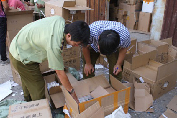 Số lượng lớn mỹ phẩm lậu bị phát hiện, bắt giữ đầu năm 2019.