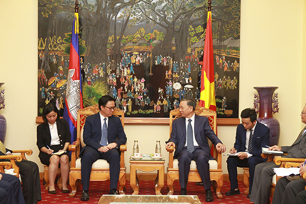Bộ trưởng Tô Lâm tiếp Đại sứ Campuchia và Đại sứ Thái Lan