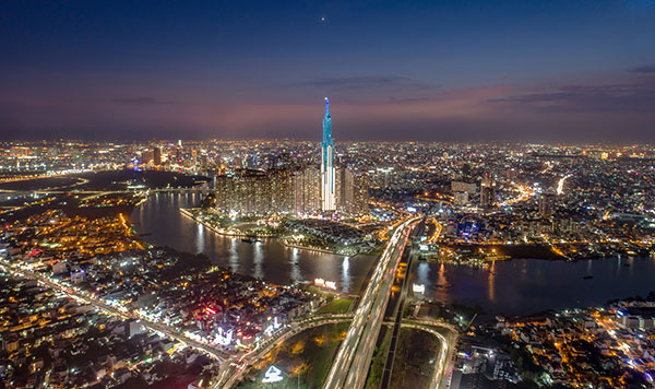 Thành phố Hồ Chí Minh ngày càng phát triển, năng động, sáng tạo giữ vững vai trò đầu tàu phát triển kinh tế vùng và cả nước