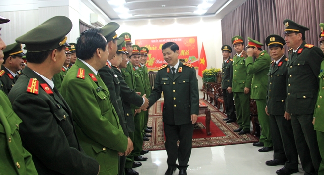 Thứ trưởng Nguyễn Văn Sơn thăm, kiểm tra công tác tại Công an TP. Đà Nẵng