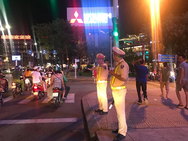 Hình ảnh đẹp của Công an Đà Nẵng trong Lễ hội pháo hoa quốc tế  DIFF 2019 - Ảnh minh hoạ 5