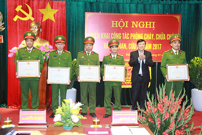 Tăng cường kiểm tra, xây dựng phong trào toàn dân tham gia PCCC ở Bắc Ninh - Ảnh minh hoạ 3