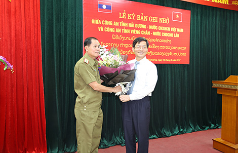 Công an tỉnh Hải Dương ký bản Ghi nhớ với Công an tỉnh Vientaine - Ảnh minh hoạ 2