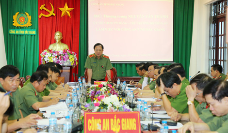 Thứ trưởng Nguyễn Văn Thành làm việc với Công an tỉnh Bắc Giang