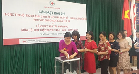 Trung ương Hội Chữ thập đỏ Việt Nam phát động quyên góp ủng hộ đồng bào miền Trung