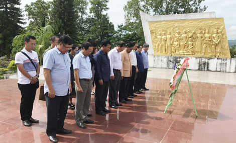 Thứ trưởng Nguyễn Văn Thành kết thúc chuyến thăm và làm việc với Bộ An ninh Lào