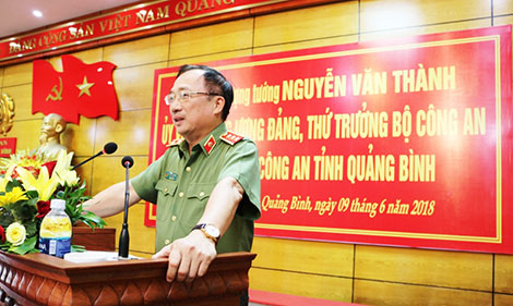 Thứ trưởng Nguyễn Văn Thành làm việc với Công an Quảng Bình